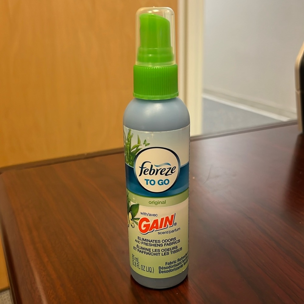 Febreze To Go with Gain Fabric Refresher
